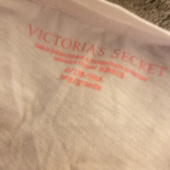 *3/$30* Victoria's Secret Softest Tee -M - Picture 2 of 2